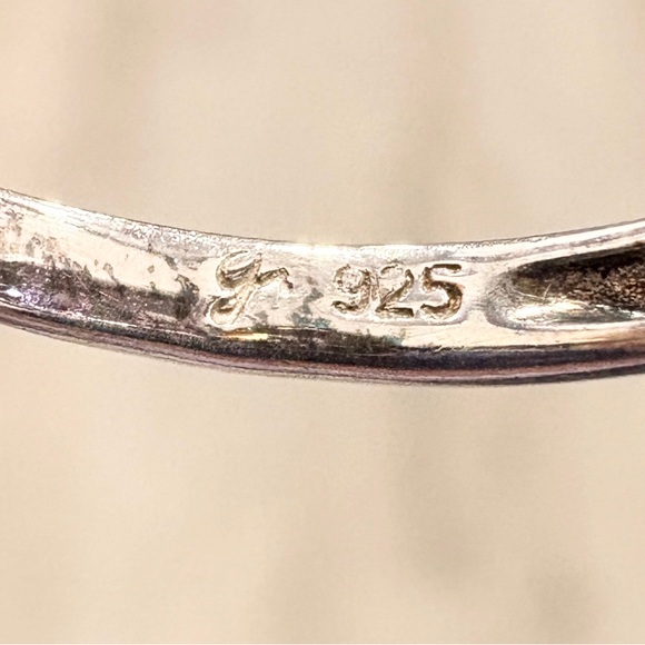 Vintage Silver Hamsa Gemstone Ring, Milgrain Sterling, Rainbow Gem, Size 6.25 - Picture 14 of 17